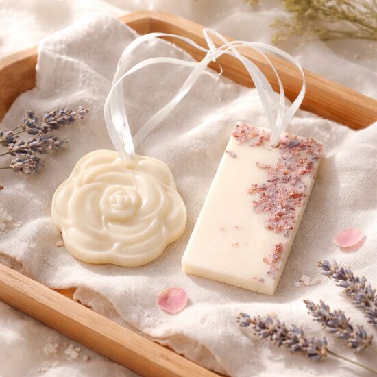 Aroma wax with string